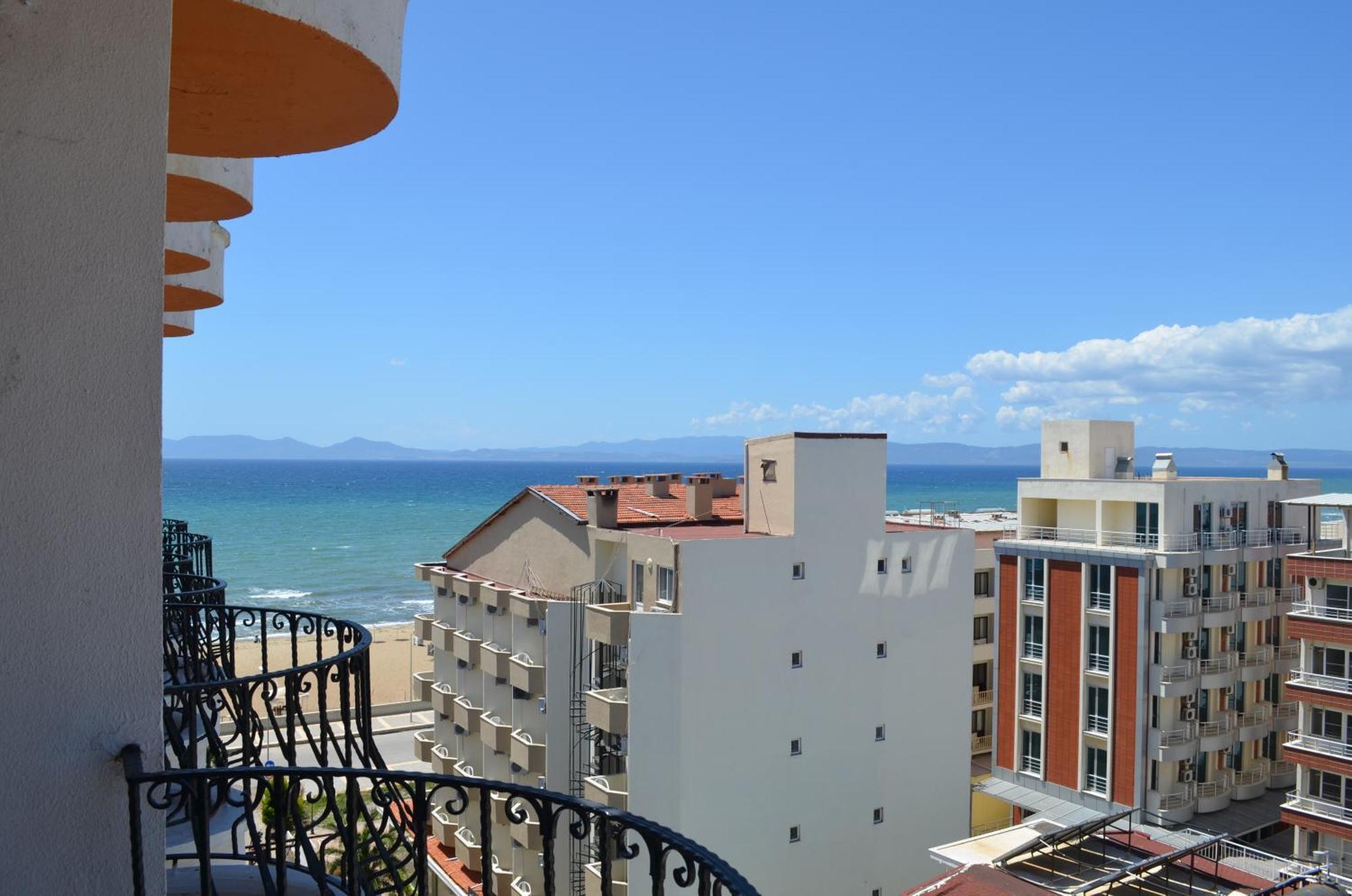 Grand Milano Hotel Ayvalik Ngoại thất bức ảnh