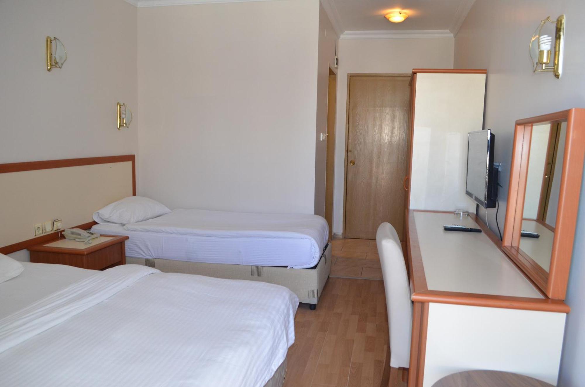 Grand Milano Hotel Ayvalik Phòng bức ảnh