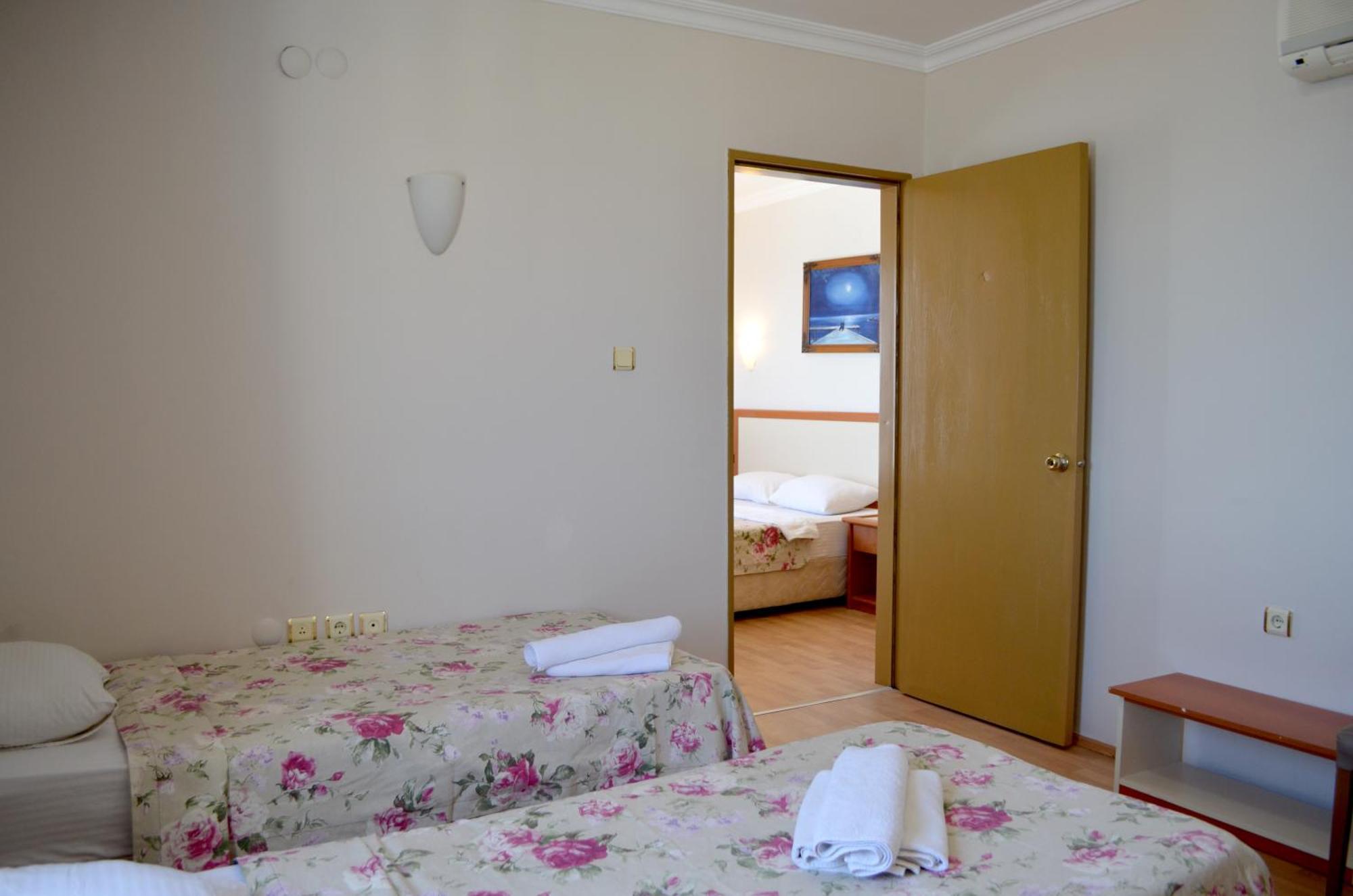 Grand Milano Hotel Ayvalik Phòng bức ảnh