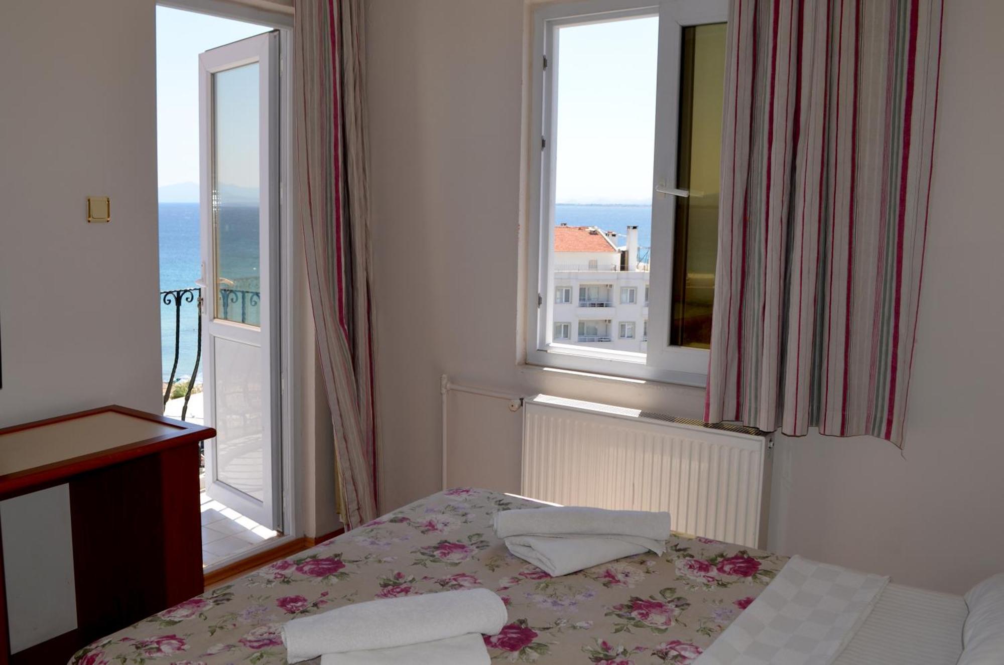 Grand Milano Hotel Ayvalik Phòng bức ảnh
